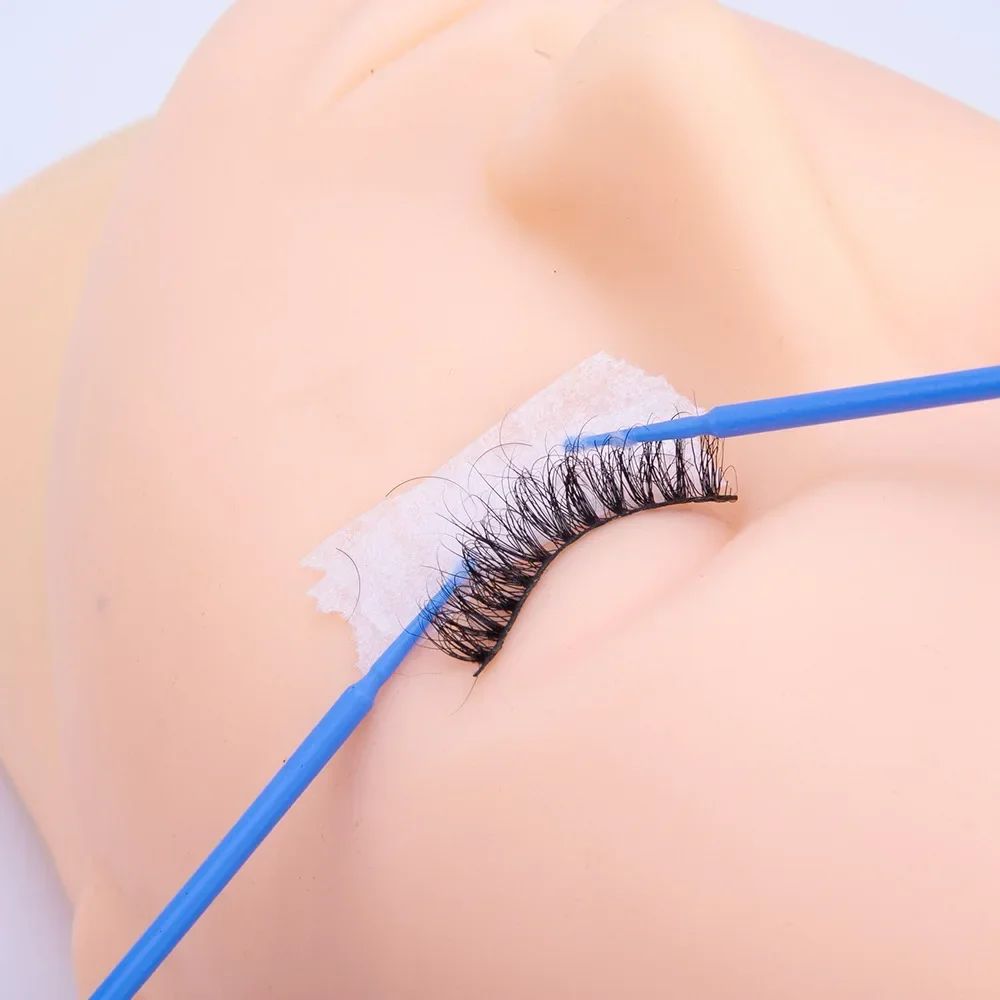 Brosse de nettoyage de cils, 1 - Beauty Of Makeup avis et prix