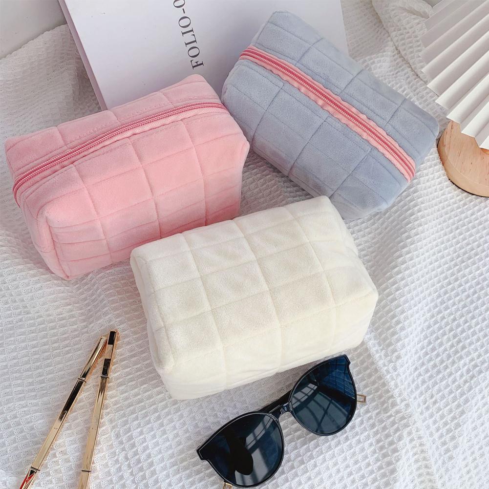 Trousse de maquillage en peluc - Beauty Makeup Women avis et prix